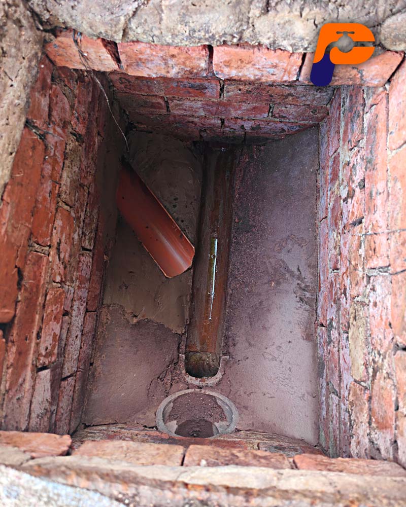 Drain and manhole connection